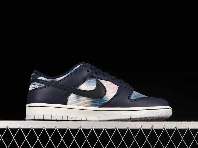 All Categories Nk SB Dunk Series Nk SB Dunk Low Low-top sneakers F version Nk Dunk Low "Graffiti" Street tie-dye graffiti SB low-top sports and leisure sneakers DM0108-400